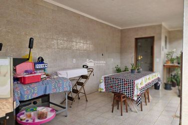 Casa &agrave; venda - 224m&sup2; - Jardim Mantiqueira