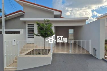 Casa &agrave; venda - 100m&sup2; - Jardim Mantiqueira