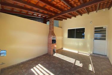 Casa &agrave; venda - 100m&sup2; - Jardim Rio Negro