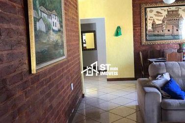 Casa &agrave; venda - 180m&sup2; - Jardim Mantiqueira