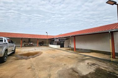 Ch&aacute;cara &agrave; venda - 443m&sup2; - Vargem do Rigoni