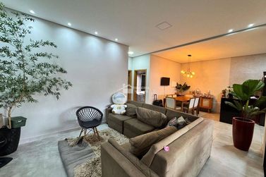 Casa &agrave; venda - 100m&sup2; - Jardim Heloisa