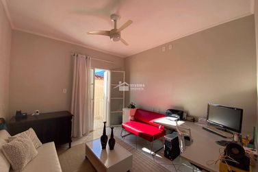 Casa &agrave; venda - 192m&sup2; - Jardim Panorama
