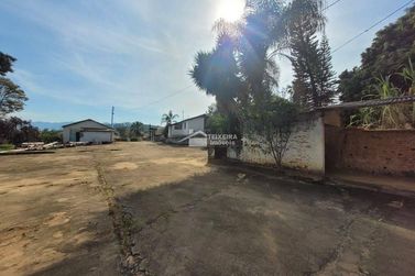 S&iacute;tio &agrave; venda - 200m&sup2; - Zona Rural