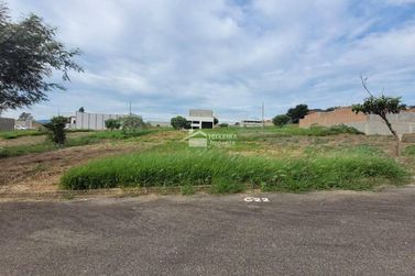 Terreno &agrave; venda - 200m&sup2; - Jardim Am&eacute;lia