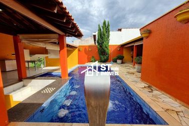 Casa &agrave; venda - 388m&sup2; - Jardim Panorama