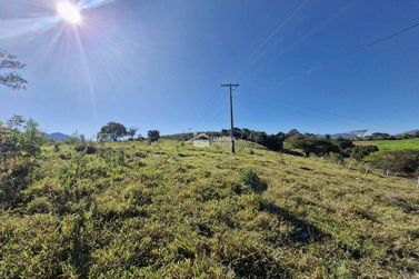 Terreno &agrave; venda - 900m&sup2; - Centro