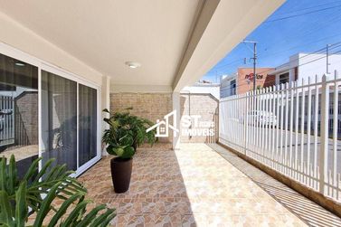 Casa &agrave; venda - 178m&sup2; - Centro