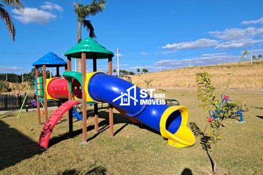 Terreno &agrave; venda - 1000m&sup2; - Quinta das Flores