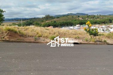 Terreno &agrave; venda - 198m&sup2; - Jardim Heloisa