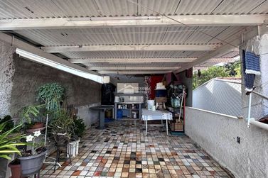 Casa &agrave; venda - 99m&sup2; - Centro