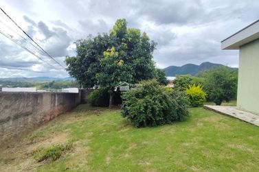 Casa &agrave; venda - 130m&sup2; - Portal do Sol