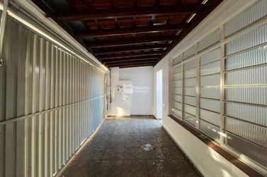 Casa para alugar - 203m&sup2; - Centro