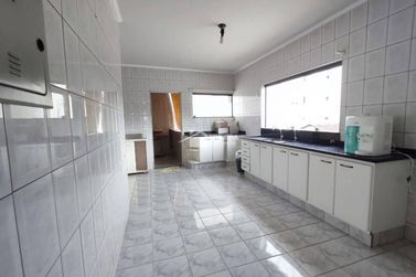 Casa &agrave; venda - 120m&sup2; - Centro