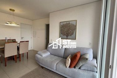Apartamento &agrave; venda - 65m&sup2; - Centro