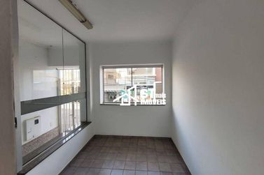 Casa para alugar - 272m&sup2; - Centro