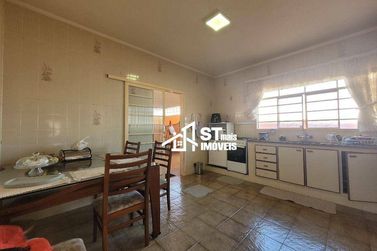 Casa &agrave; venda - 280m&sup2; - Jardim Bela Vista