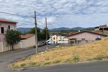 Terreno &agrave; venda - 180m&sup2; - Colina da S&oacute;vis