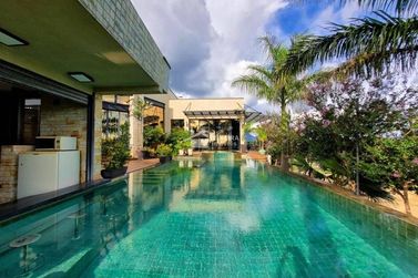 Casa &agrave; venda - 450m&sup2; - Condom&iacute;nio Recanto Verde