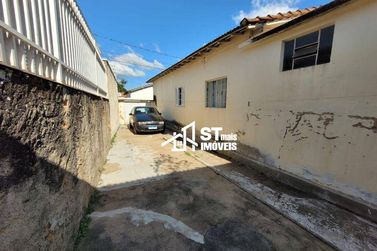 Casa &agrave; venda - 92m&sup2; - Centro