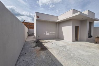 Casa &agrave; venda - 65m&sup2; - Jardim Heloisa