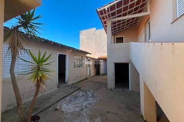 Casa para alugar - 203m&sup2; - Centro