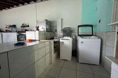 Sobrado &agrave; venda - 351m&sup2; - Pirapitinga