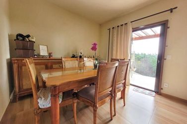 S&iacute;tio &agrave; venda - 600m&sup2; - Zona Rural