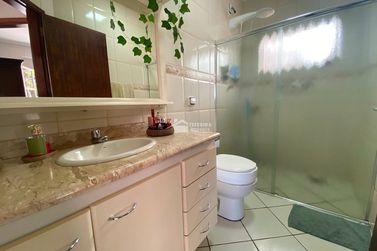 Casa &agrave; venda - 192m&sup2; - Jardim Panorama