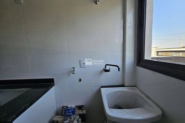 Apartamento &agrave; venda - 64m&sup2; - Jardim Portal da Mantiqueira