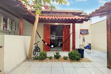 Casa &agrave; venda - 200m&sup2; - Jardim Ip&ecirc;