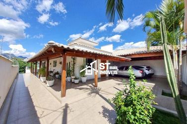 Casa &agrave; venda - 500m&sup2; - Centro