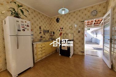 Casa &agrave; venda - 165m&sup2; - Centro