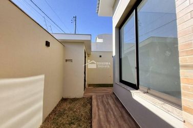 Casa &agrave; venda - 210m&sup2; - Jardim Mantiqueira II