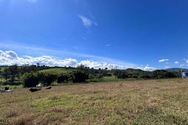 Terreno &agrave; venda - 20000m&sup2; - Zona Rural