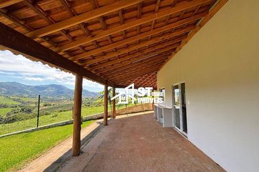 Ch&aacute;cara &agrave; venda - 1130m&sup2; - &Aacute;rea Rural de Andradas