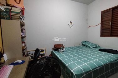 Casa &agrave; venda - 97m&sup2; - Jardim Vit&oacute;ria