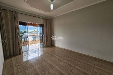 Casa &agrave; venda - 197m&sup2; - Jardim Mirante