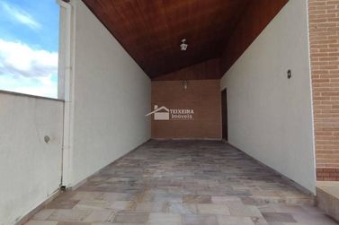 Casa &agrave; venda - 238m&sup2; - Centro