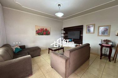 Casa &agrave; venda - 216m&sup2; - Jardim Nova Andradas