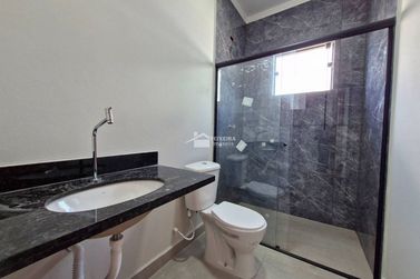 Casa &agrave; venda - 100m&sup2; - Jardim Village