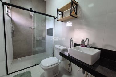 Ch&aacute;cara &agrave; venda - 136m&sup2; - Residencial Para&iacute;so