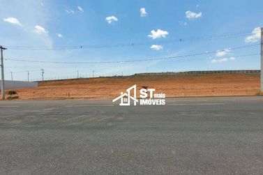 Terreno &agrave; venda - 1615m&sup2; - Sa&iacute;da Para Esp. Sto. do Pinhal