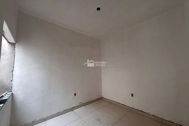Casa &agrave; venda - 100m&sup2; - Jardim Muterle