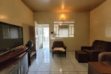 Casa &agrave; venda - 204m&sup2; - Centro