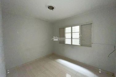 Casa para alugar - 180m&sup2; - Centro