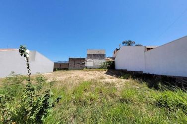 Terreno &agrave; venda - 200m&sup2; - Morada dos P&aacute;ssaros
