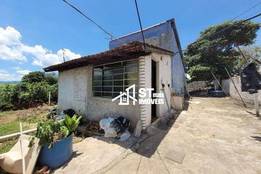 Ch&aacute;cara &agrave; venda - 1000m&sup2; - Zona Rural