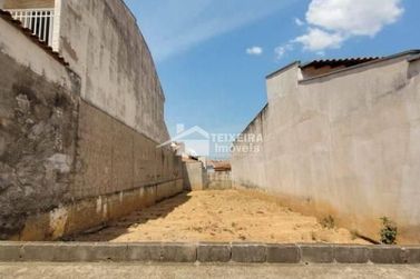 Terreno &agrave; venda - 150m&sup2; - Jardim Ip&ecirc;