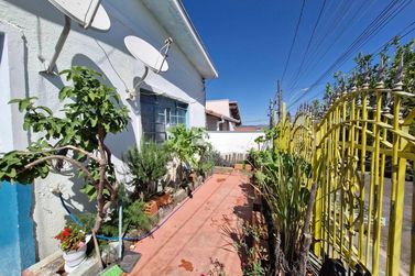 Casa &agrave; venda - Jardim Mantiqueira II